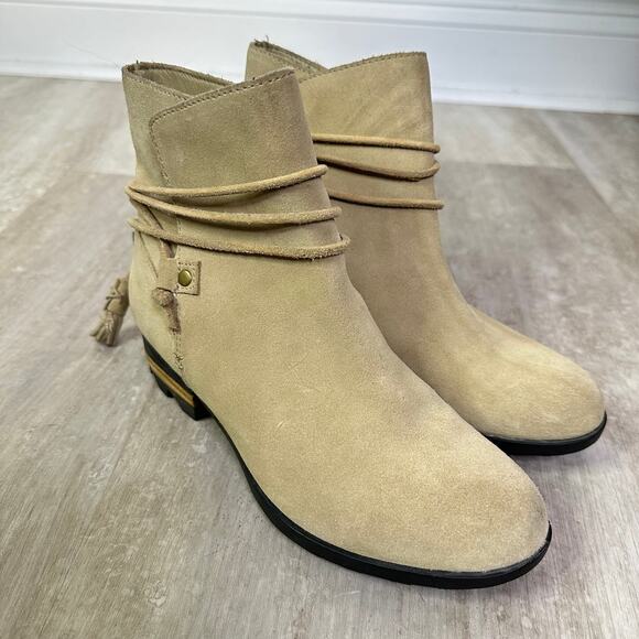 Sorel Farah Suede Short Boots Size 6.5 - Picture 1 of 8
